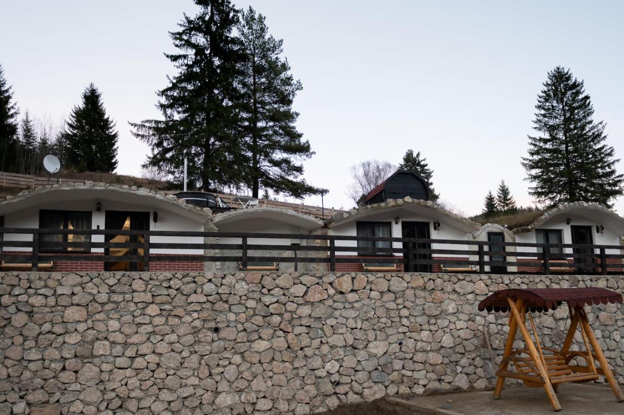 Resort Valea Tatarilor Lacu Rosu Exterior photo
