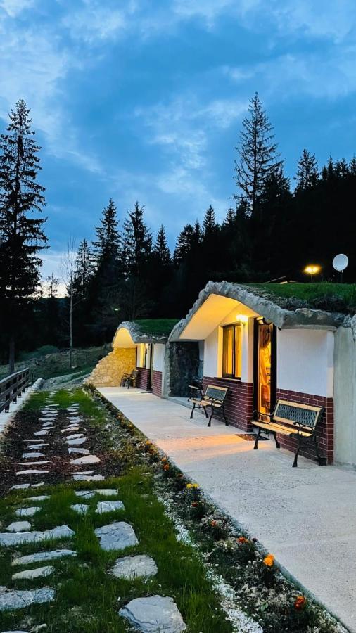 Resort Valea Tatarilor Lacu Rosu Exterior photo