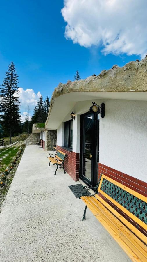 Resort Valea Tatarilor Lacu Rosu Exterior photo